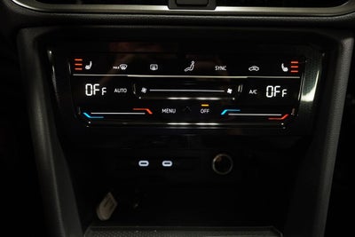 2027 Volkswagen Taos 1.5T SE Black