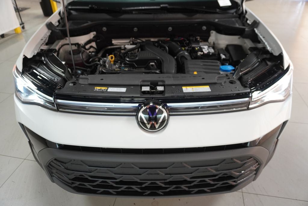 2027 Volkswagen Taos 1.5T SE Black