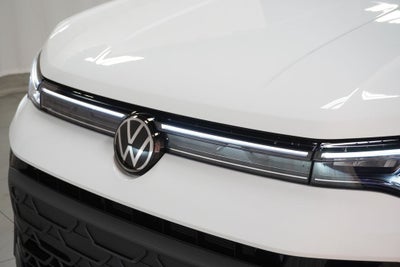 2027 Volkswagen Taos 1.5T SE Black
