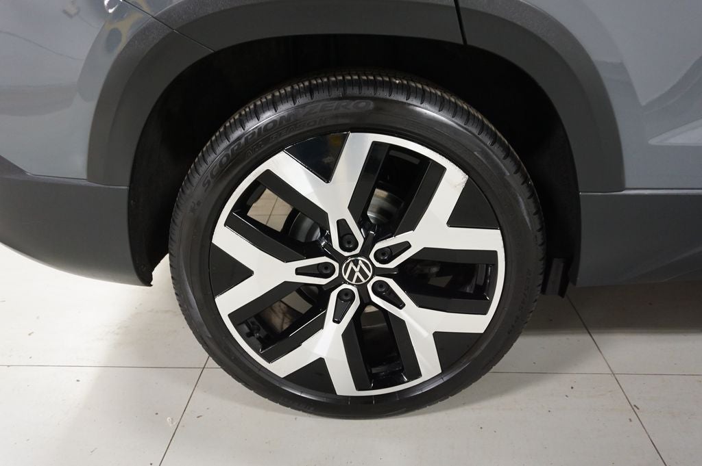 2023 Volkswagen Taos 1.5T SEL