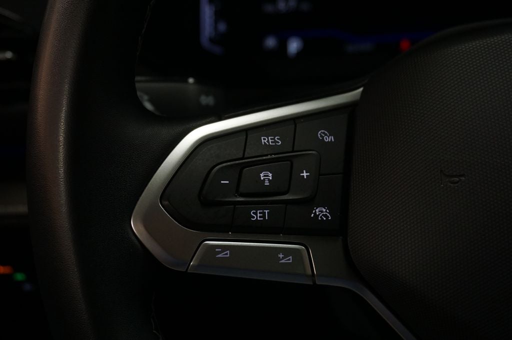 2023 Volkswagen Taos 1.5T SEL