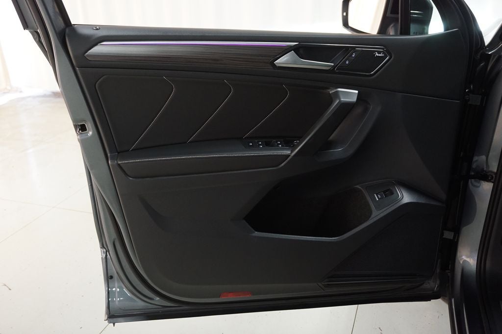 2023 Volkswagen Tiguan 2.0T SEL R-Line