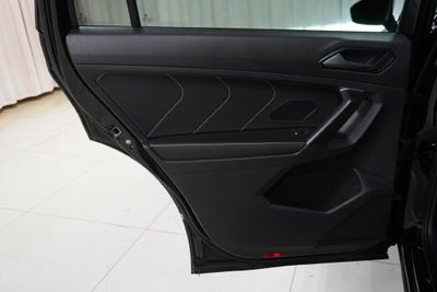 2024 Volkswagen Tiguan 2.0T SEL R-Line