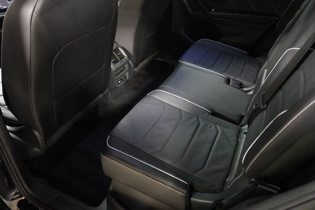 2024 Volkswagen Tiguan 2.0T SEL R-Line