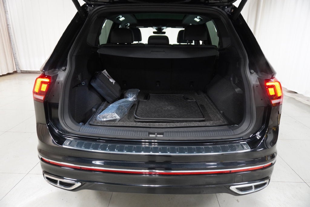 2024 Volkswagen Tiguan 2.0T SEL R-Line