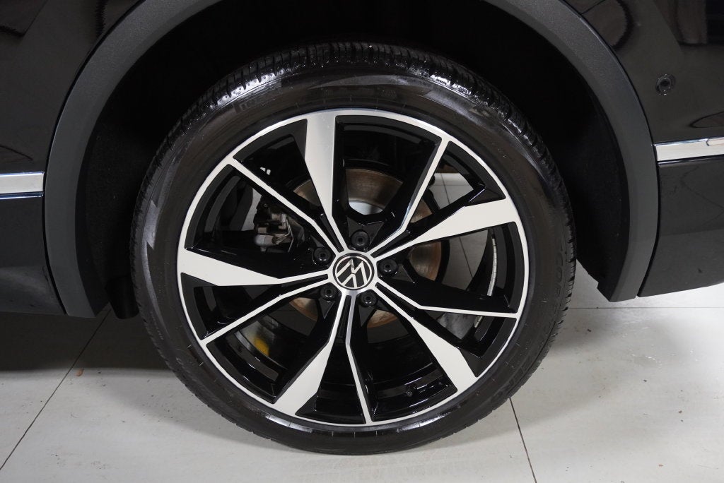 2024 Volkswagen Tiguan 2.0T SEL R-Line