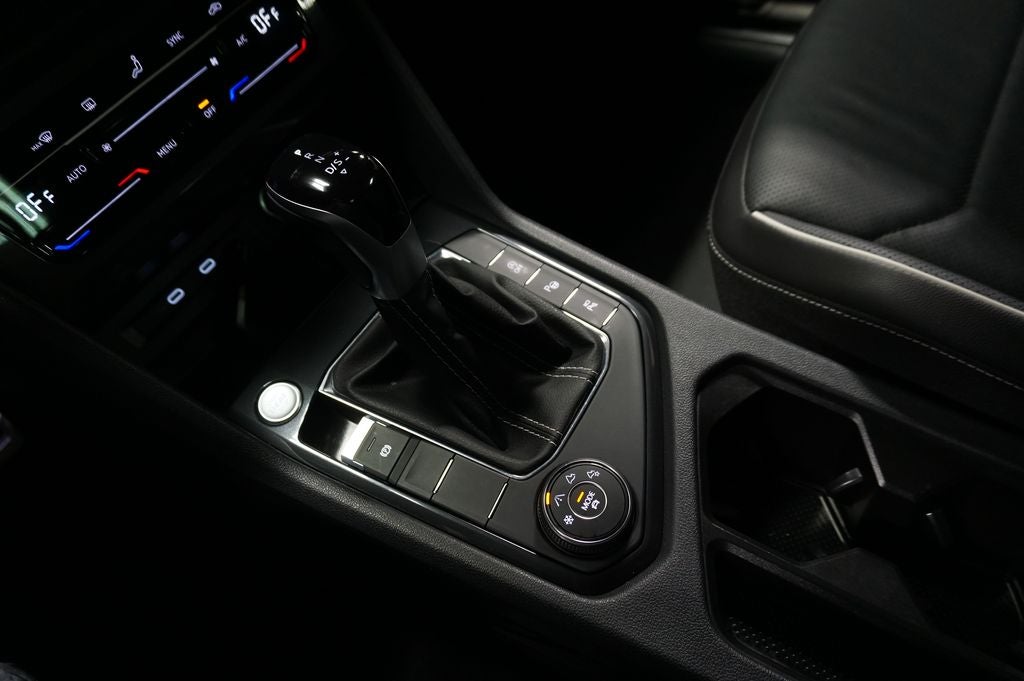 2022 Volkswagen Tiguan 2.0T SEL R-Line