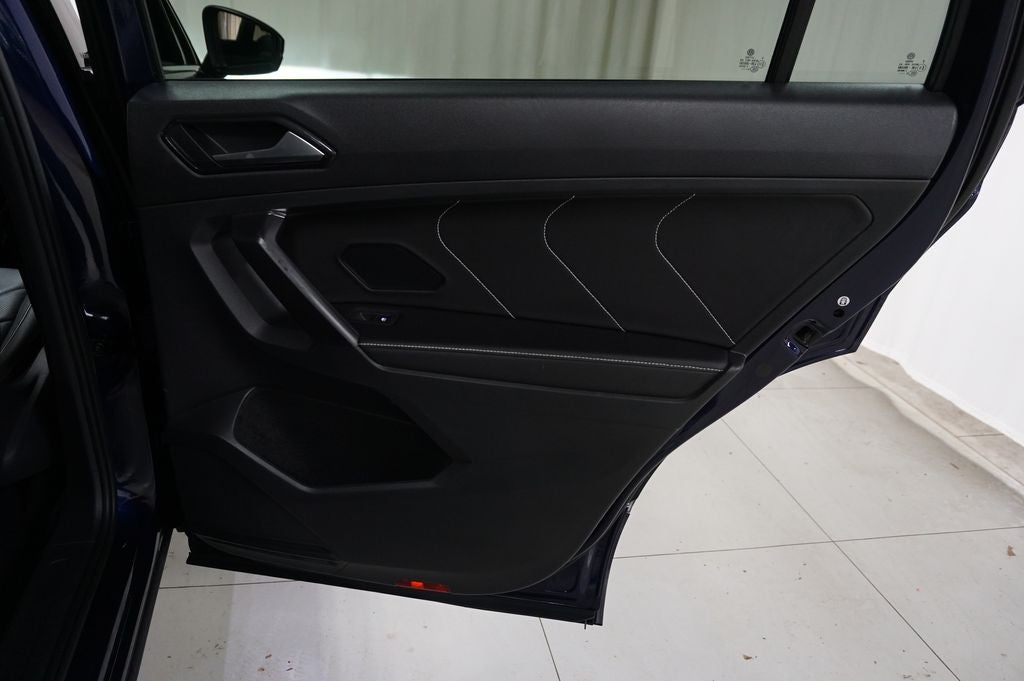 2022 Volkswagen Tiguan 2.0T SEL R-Line