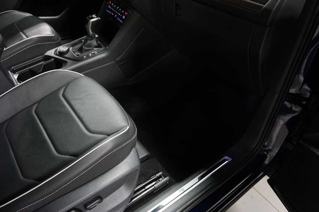 2022 Volkswagen Tiguan 2.0T SEL R-Line