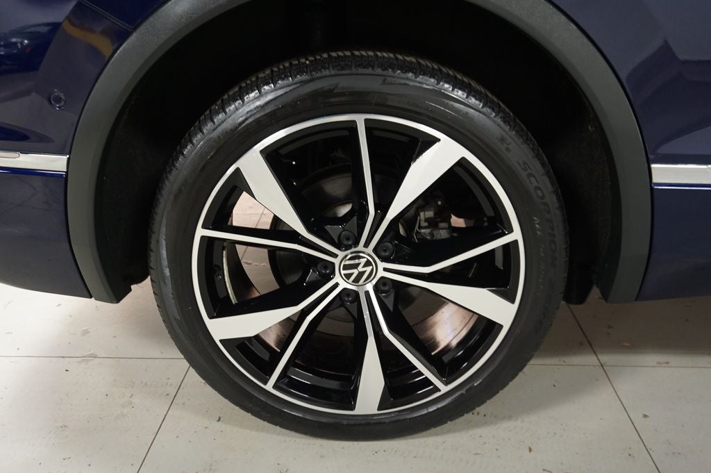 2022 Volkswagen Tiguan 2.0T SEL R-Line