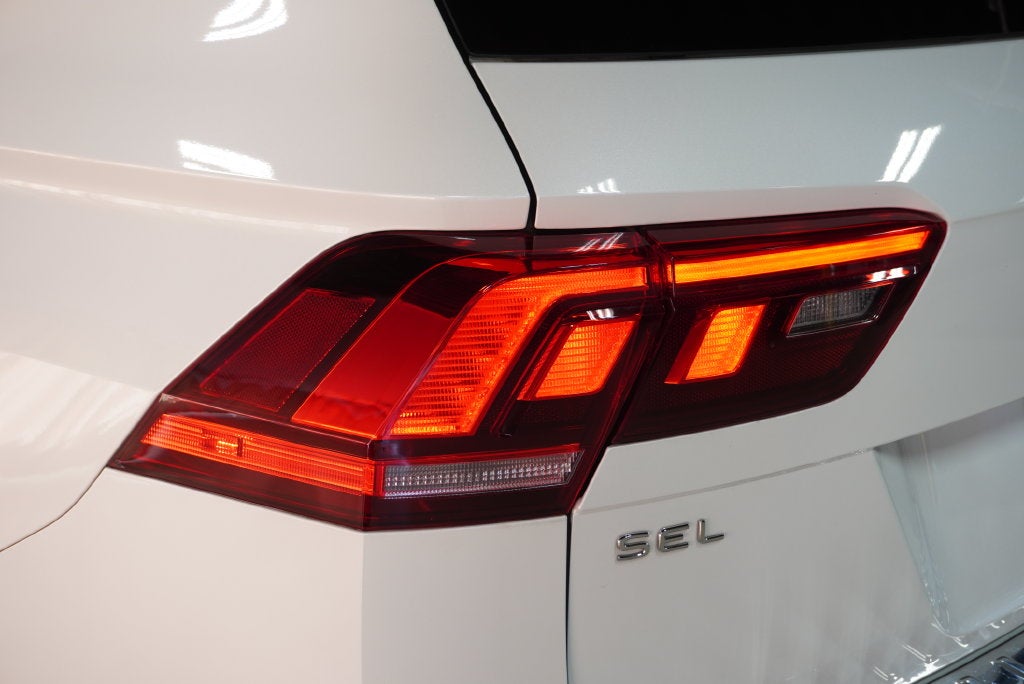2022 Volkswagen Tiguan 2.0T SEL R-Line