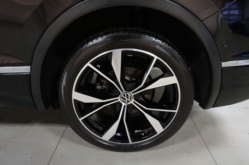 2022 Volkswagen Tiguan 2.0T SEL R-Line