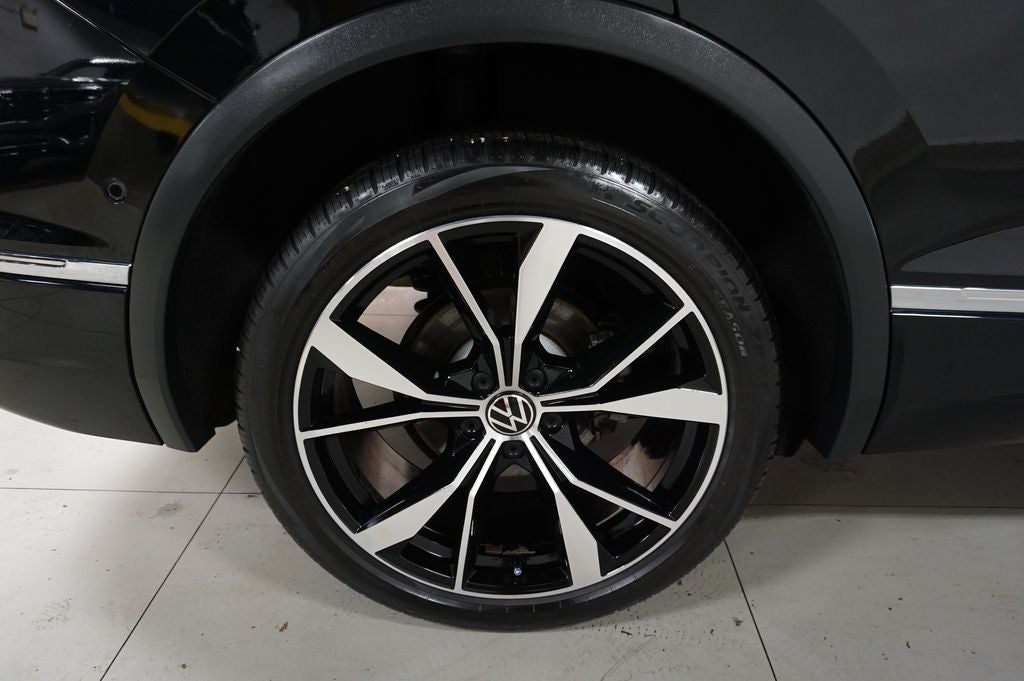 2022 Volkswagen Tiguan 2.0T SEL R-Line