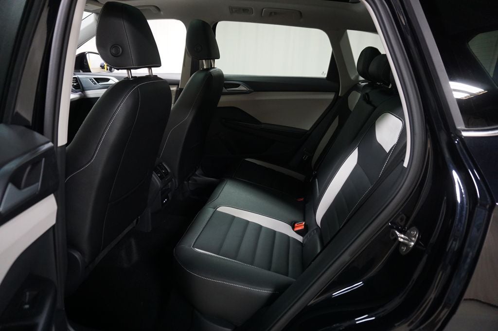 2026 Volkswagen Taos 1.5T SEL