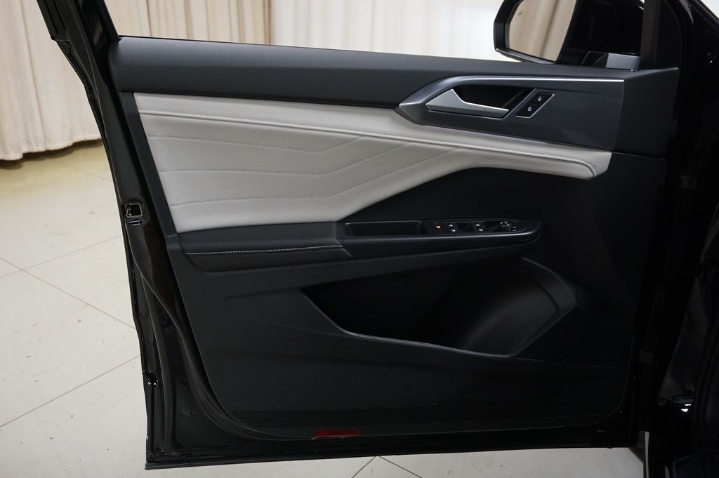 2026 Volkswagen Taos 1.5T SEL