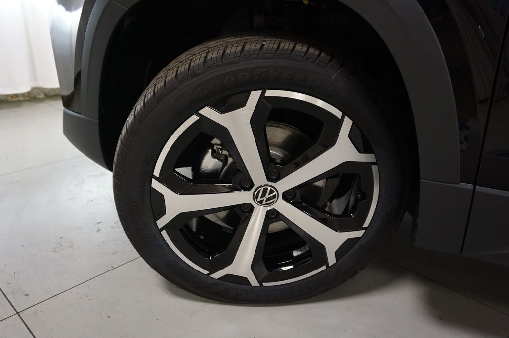 2026 Volkswagen Taos 1.5T SEL