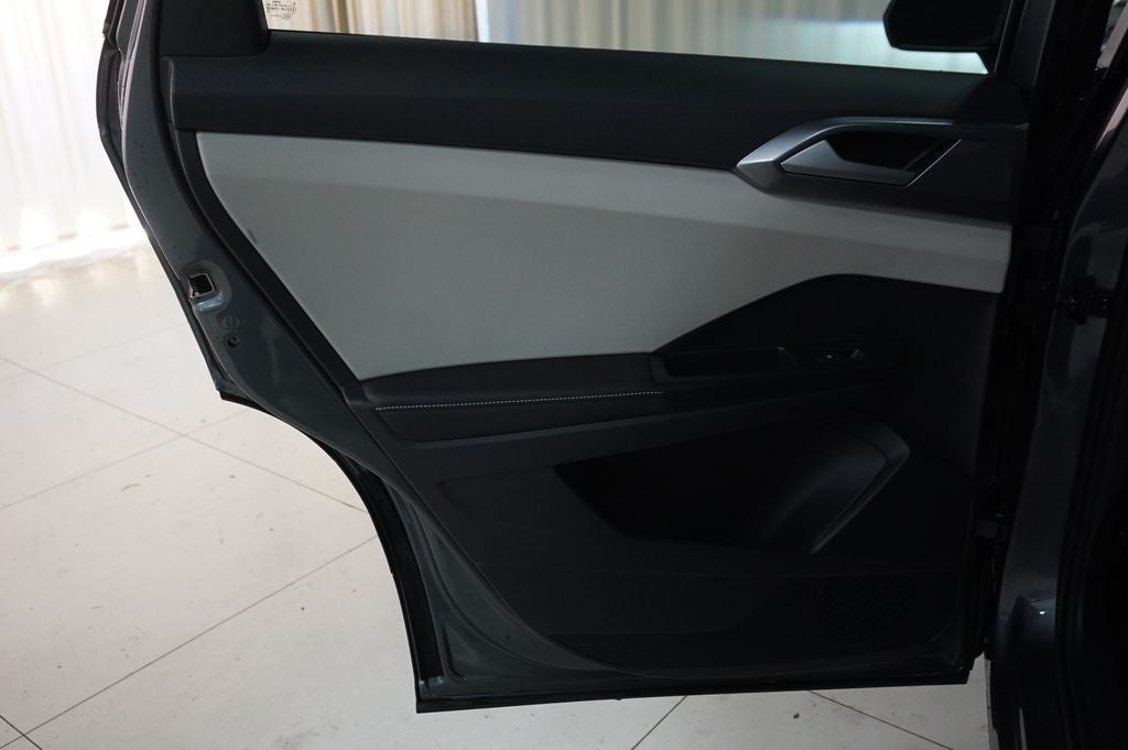 2026 Volkswagen Taos 1.5T SEL