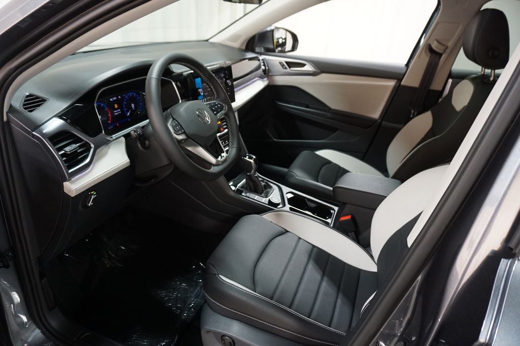 2026 Volkswagen Taos 1.5T SEL