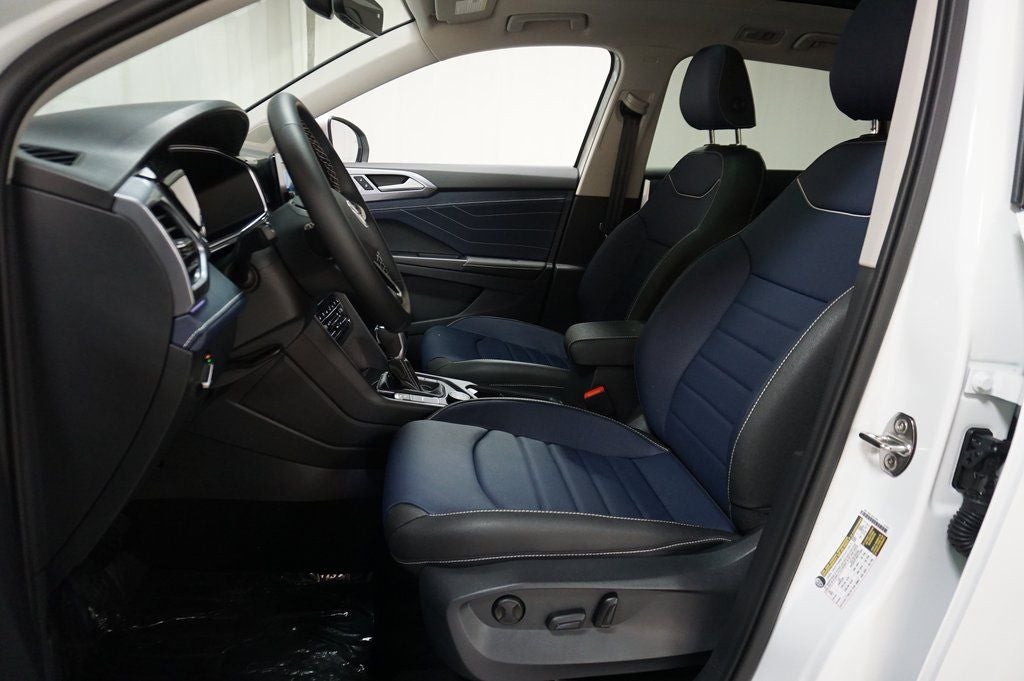 2025 Volkswagen Taos 1.5T SEL