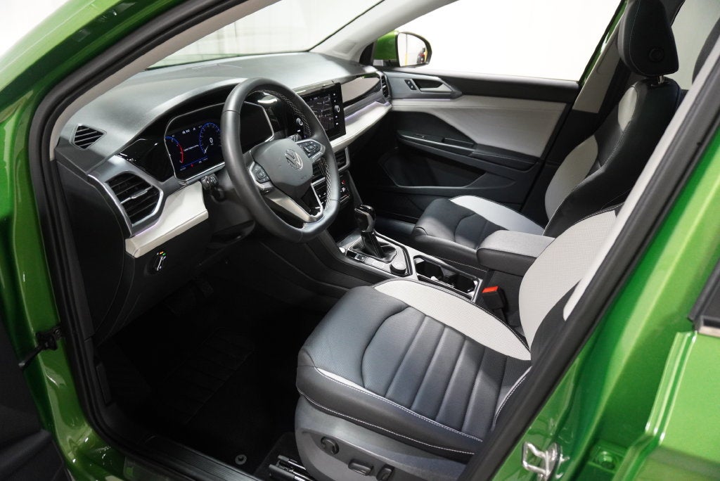 2025 Volkswagen Taos 1.5T SEL