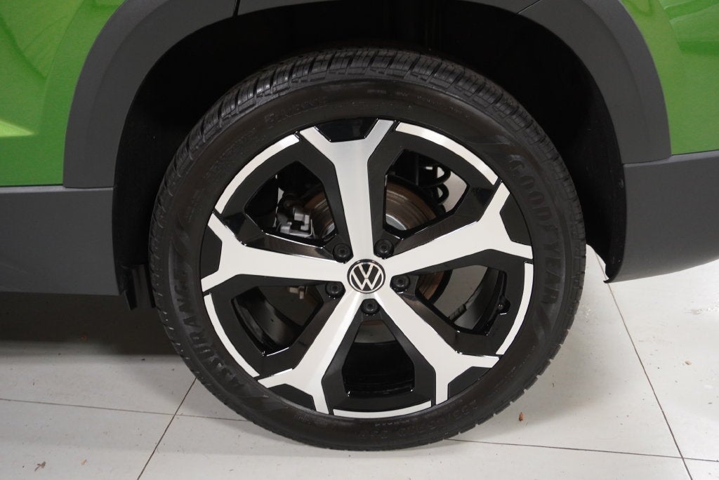 2025 Volkswagen Taos 1.5T SEL