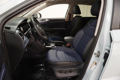 2027 Volkswagen Taos 1.5T SEL
