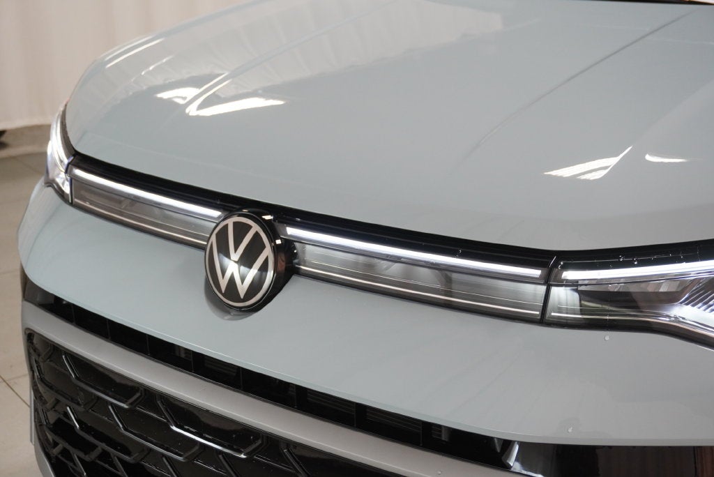 2027 Volkswagen Taos 1.5T SEL