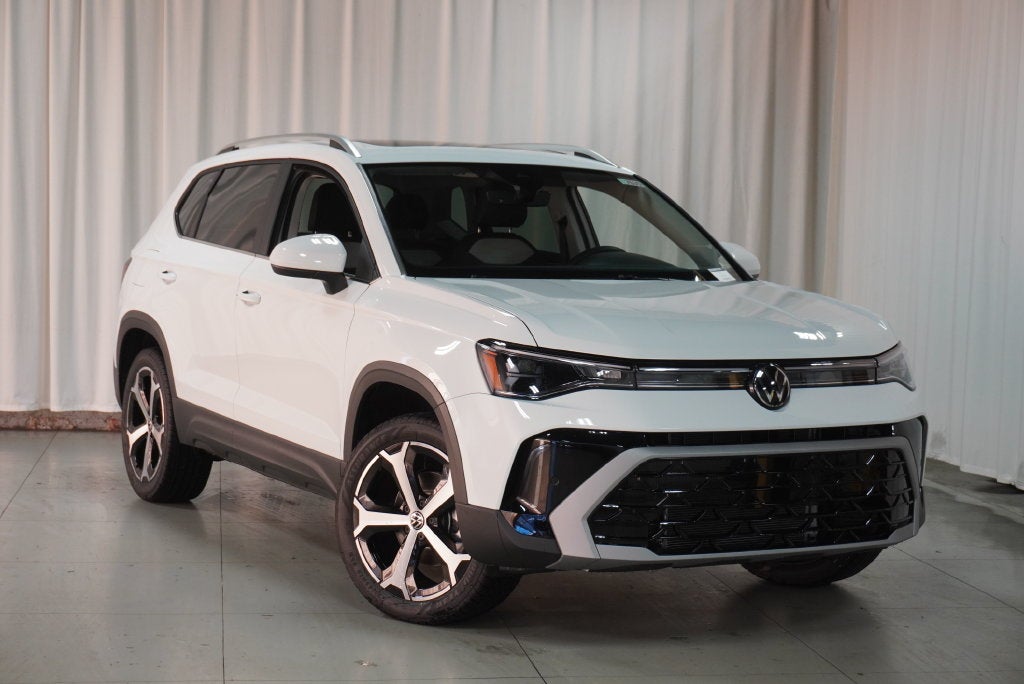 2027 Volkswagen Taos 1.5T SEL