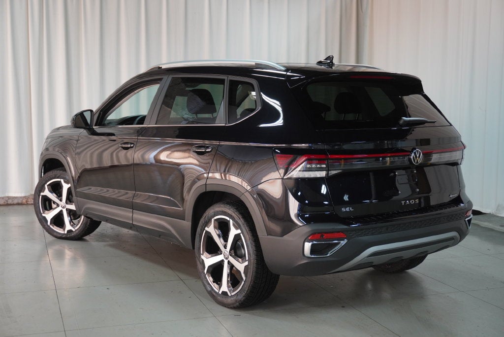 2027 Volkswagen Taos 1.5T SEL