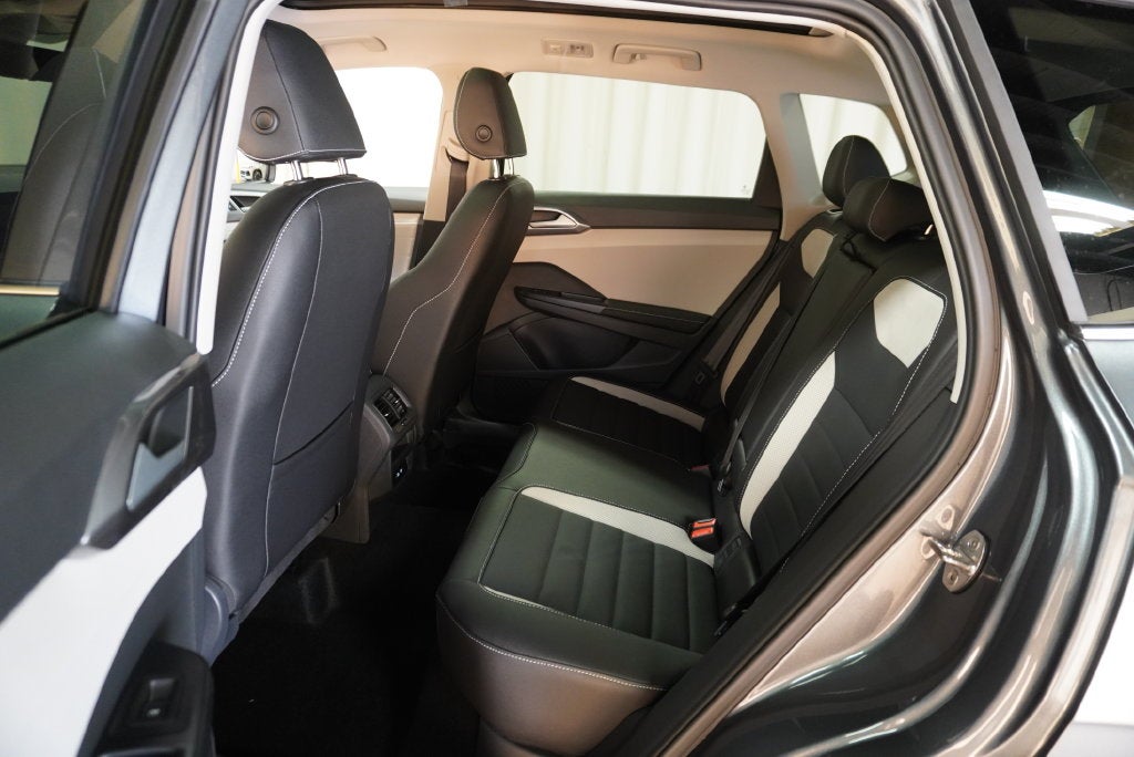 2027 Volkswagen Taos 1.5T SEL