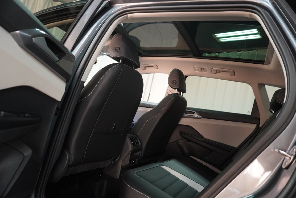 2027 Volkswagen Taos 1.5T SEL