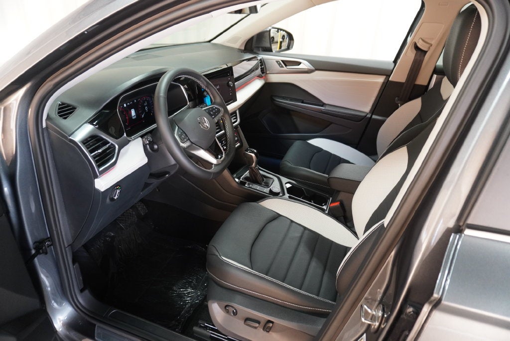 2027 Volkswagen Taos 1.5T SEL