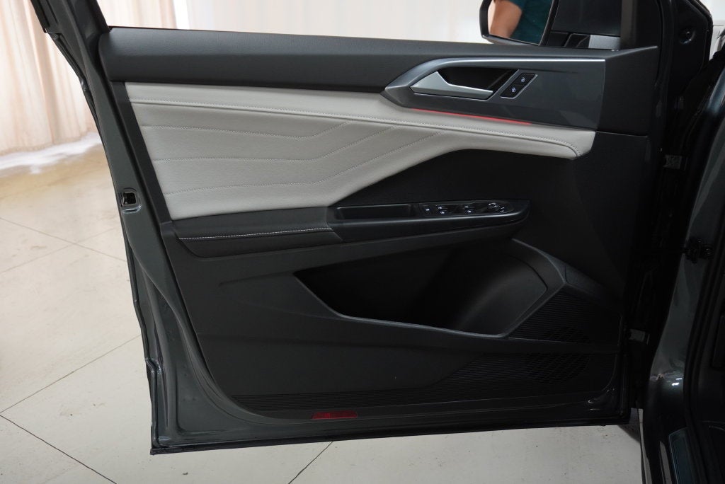 2027 Volkswagen Taos 1.5T SEL
