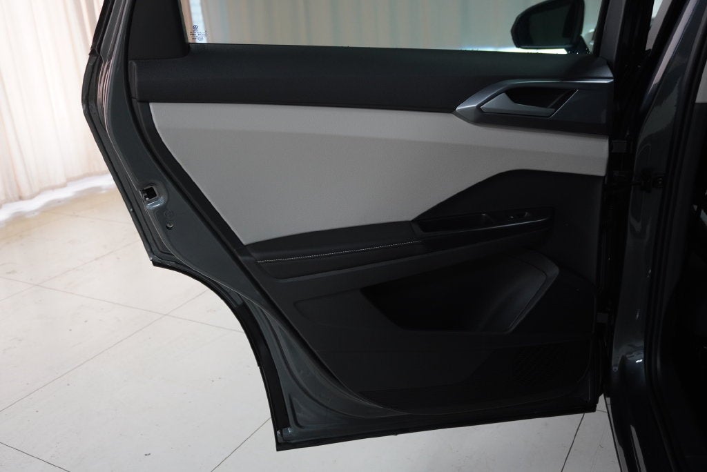 2027 Volkswagen Taos 1.5T SEL