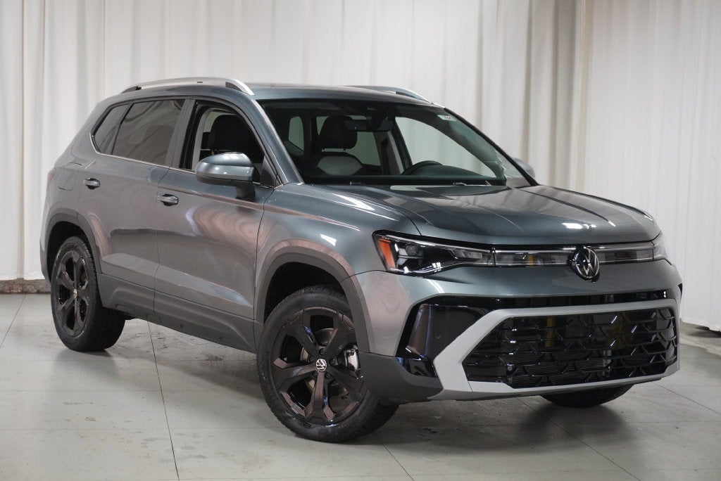 2027 Volkswagen Taos 1.5T SEL