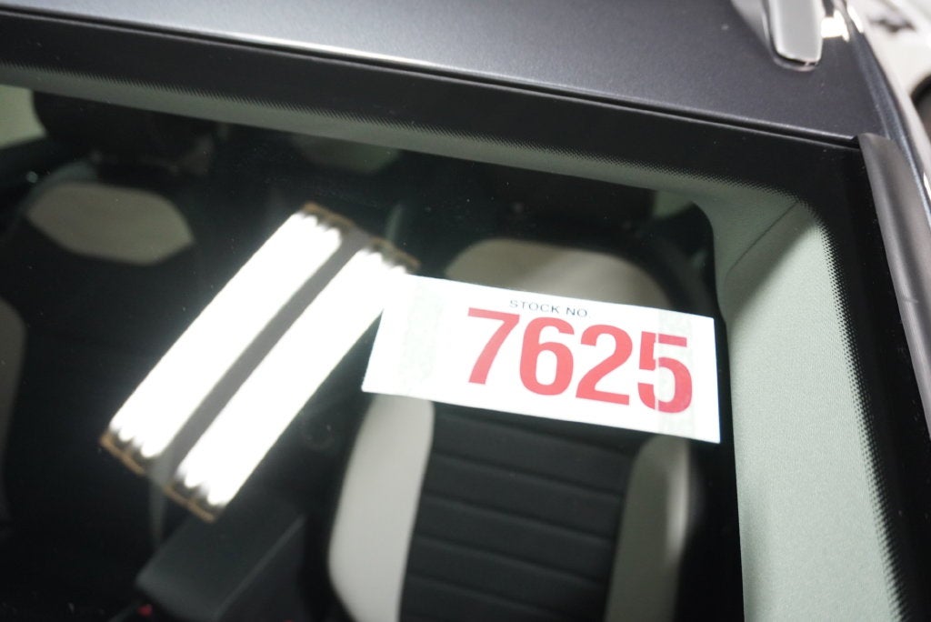 2027 Volkswagen Taos 1.5T SEL