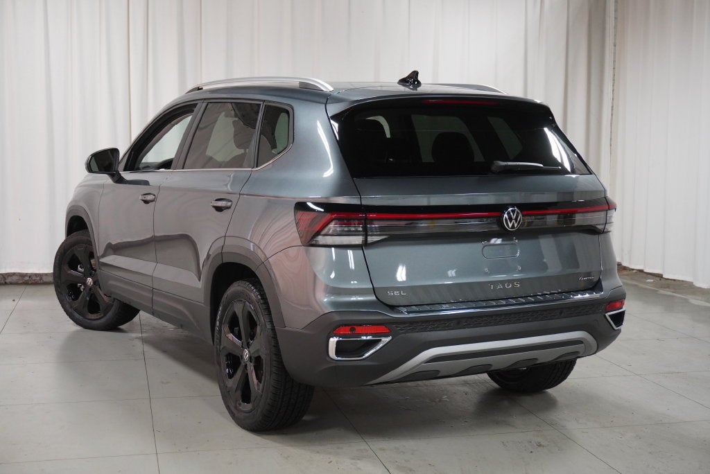 2027 Volkswagen Taos 1.5T SEL
