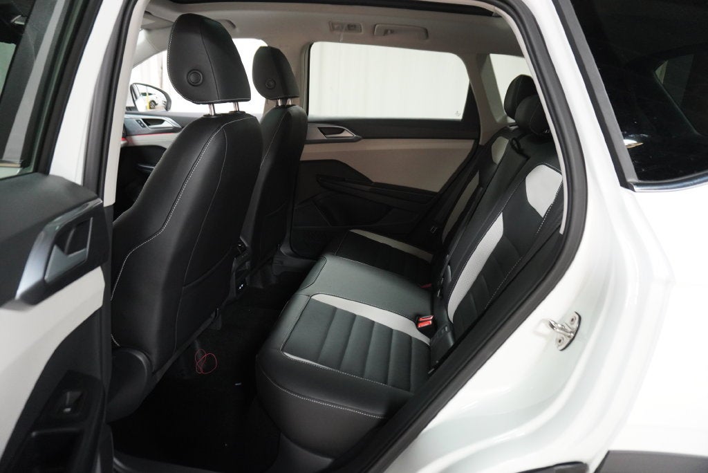 2027 Volkswagen Taos 1.5T SEL