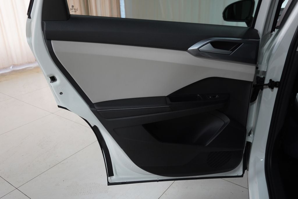 2027 Volkswagen Taos 1.5T SEL