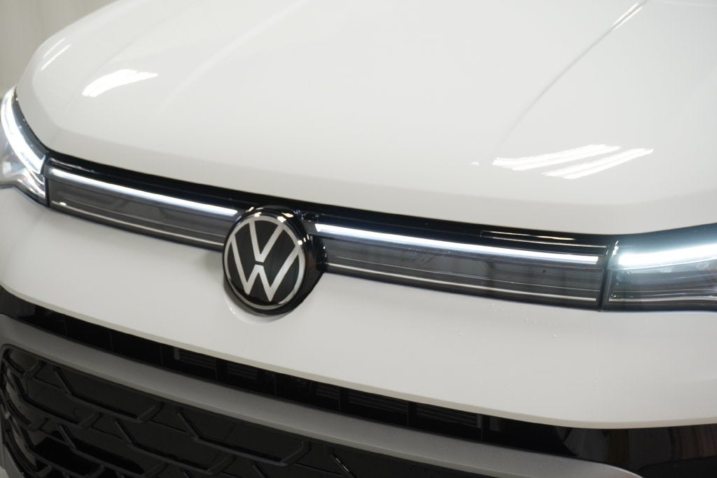 2027 Volkswagen Taos 1.5T SEL