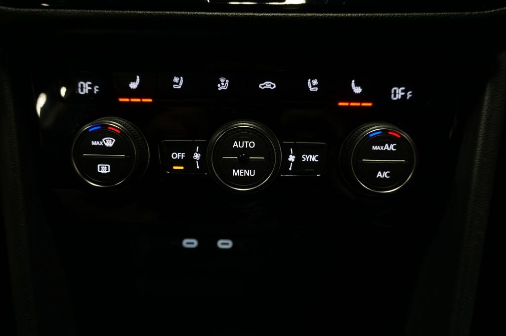 2024 Volkswagen Taos 1.5T SEL