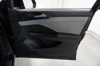 2024 Volkswagen Taos 1.5T SEL
