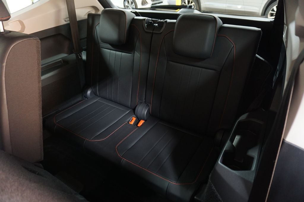 2024 Volkswagen Tiguan 2.0T Wolfsburg Edition