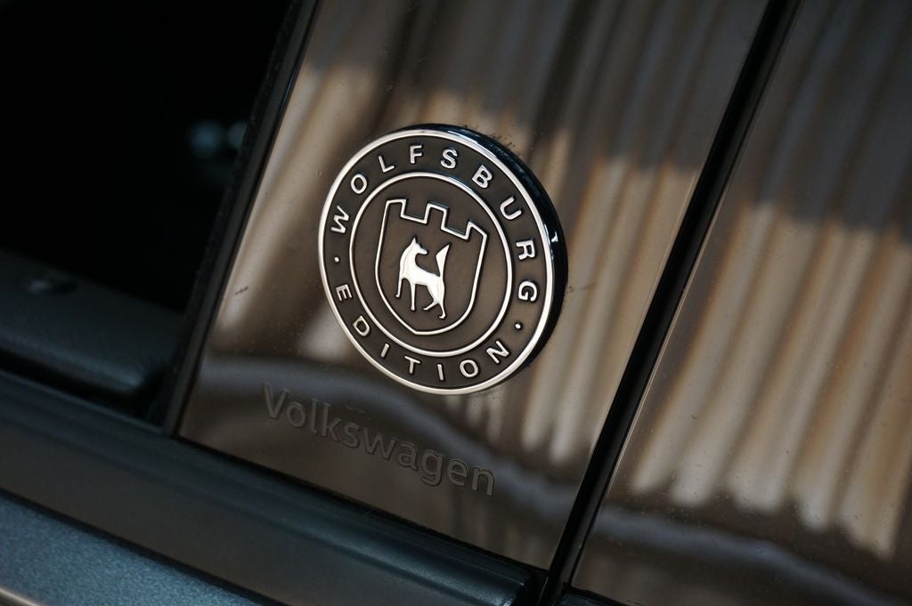 2024 Volkswagen Tiguan 2.0T Wolfsburg Edition