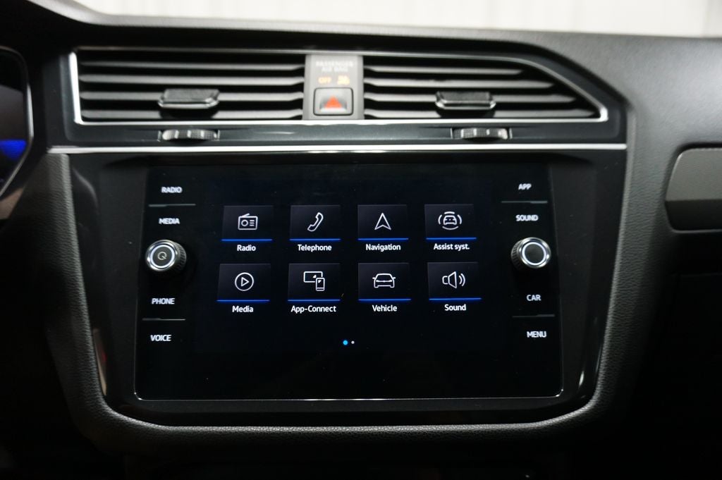 2024 Volkswagen Tiguan 2.0T SE R-Line Black