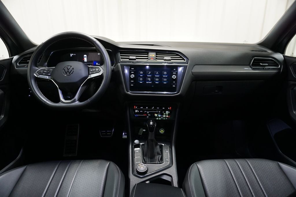 2023 Volkswagen Tiguan 2.0T SE R-Line Black