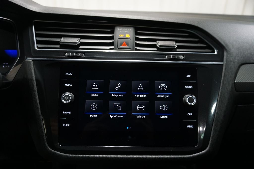 2023 Volkswagen Tiguan 2.0T SE R-Line Black