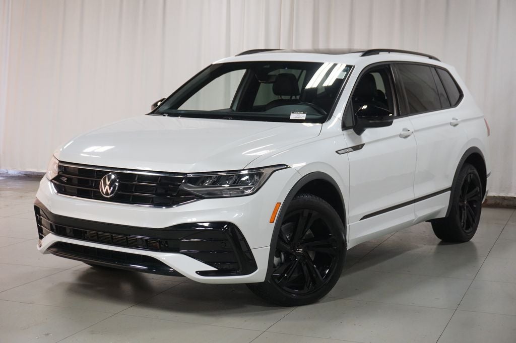 2023 Volkswagen Tiguan 2.0T SE R-Line Black
