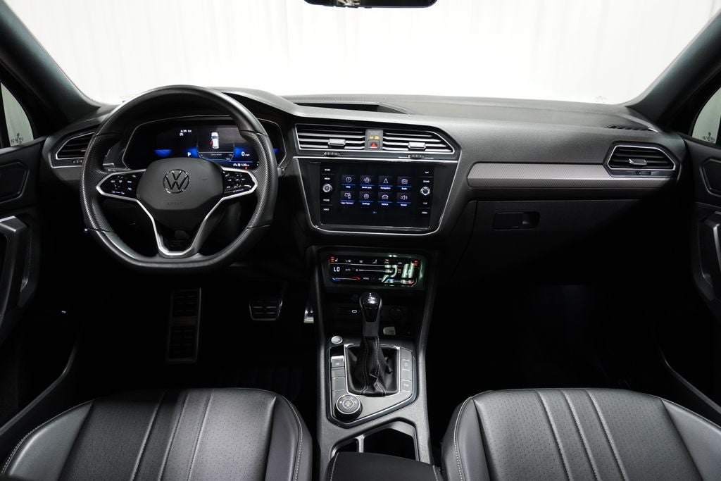 2024 Volkswagen Tiguan 2.0T SE R-Line Black