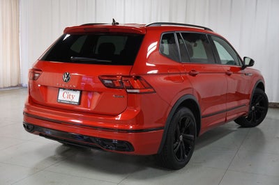 2024 Volkswagen Tiguan 2.0T SE R-Line Black